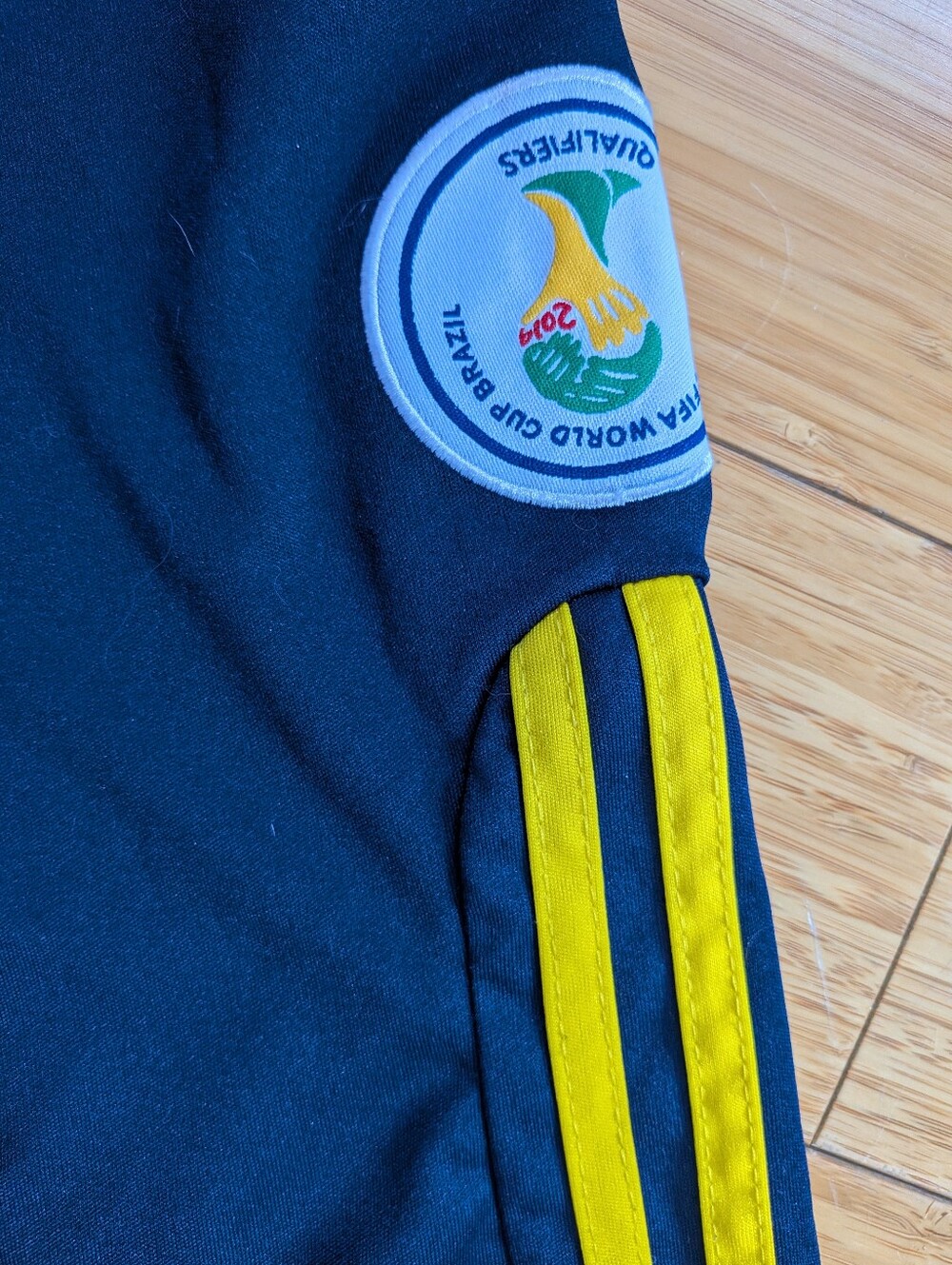 Adidas Navy Blue Official Colombia Football Soccer World Cup Shirt Jersey - Picture 4 of 9